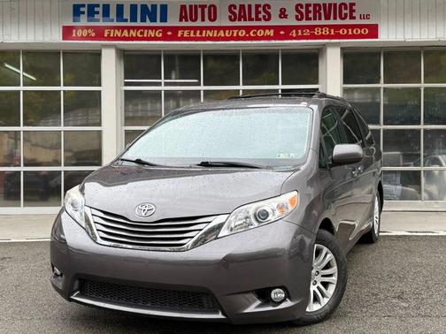 2015 Toyota Sienna XLE Premium