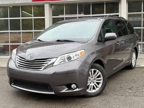2015 Toyota Sienna XLE Premium