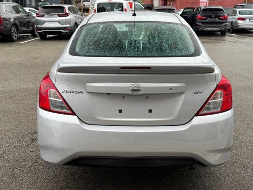 2019 Nissan Versa 1.6 SV