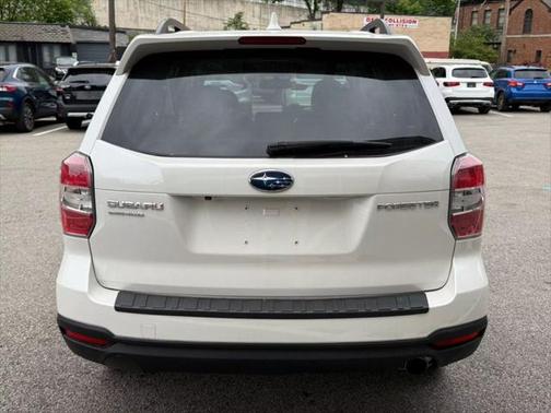 2016 Subaru Forester 2.5i Touring