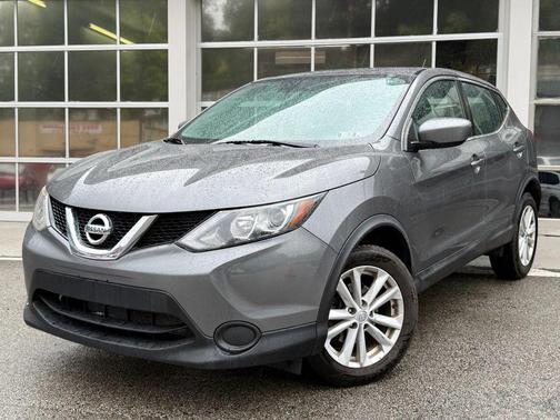 2017 Nissan Rogue Sport S