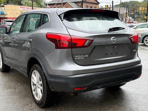 2017 Nissan Rogue Sport S