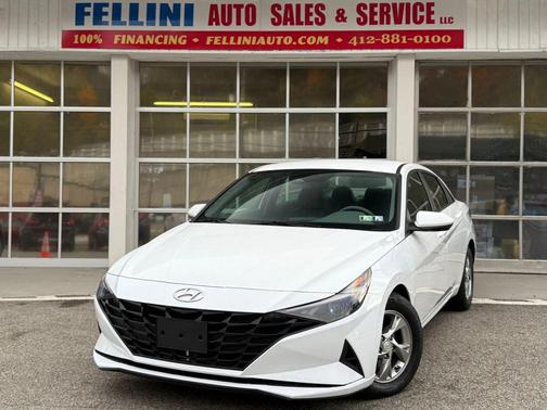 2021 Hyundai ELANTRA SE
