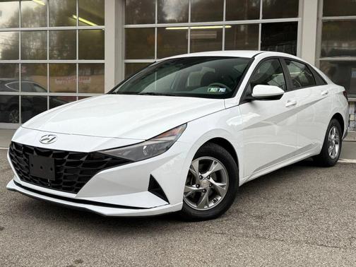 2021 Hyundai ELANTRA SE