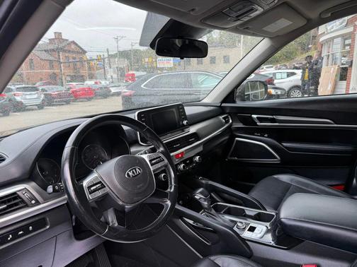 2020 Kia Telluride S