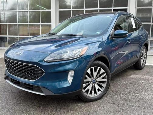 2020 Ford Escape Titanium