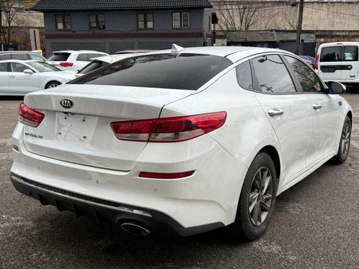 2019 Kia Optima LX