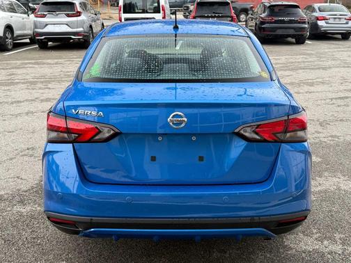 2020 Nissan Versa 1.6 S
