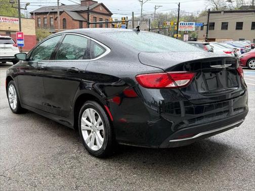 2016 Chrysler 200 Limited