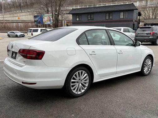 2016 Volkswagen Jetta 1.8T SEL