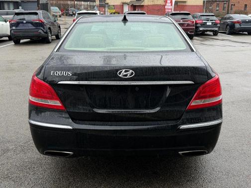 2013 Hyundai Equus Signature