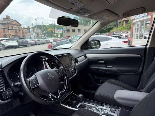 2018 Mitsubishi Outlander SEL