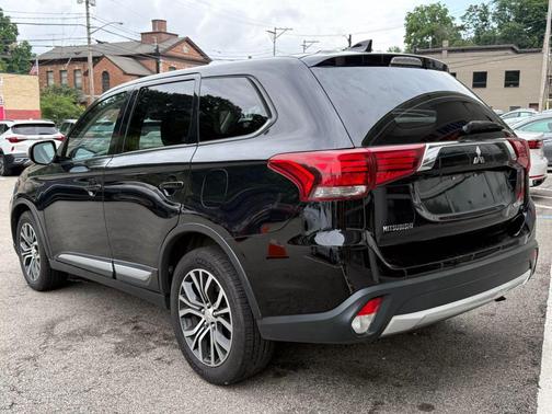 2018 Mitsubishi Outlander SEL