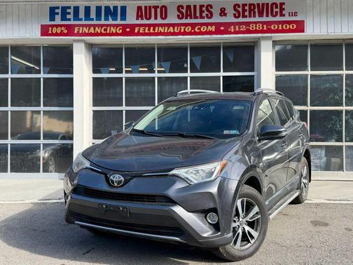 2017 Toyota RAV4 XLE