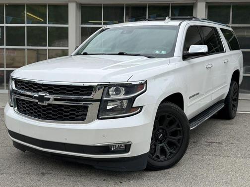 White 2017 Chevrolet Suburban Premier