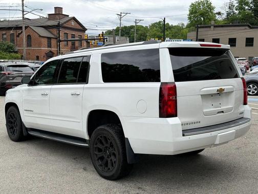 White 2017 Chevrolet Suburban Premier