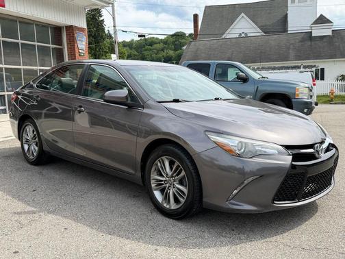 Gray 2016 Toyota Camry SE