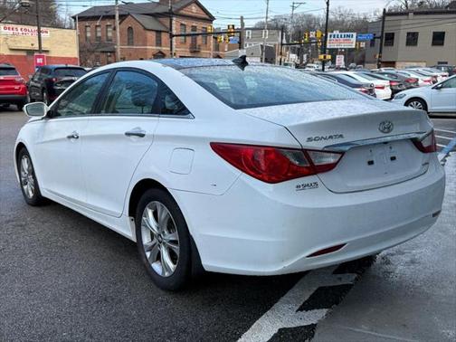 2013 Hyundai SONATA Limited