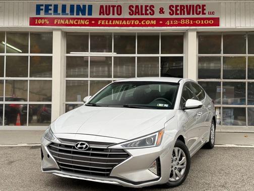 2020 Hyundai ELANTRA SE