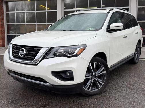2017 Nissan Pathfinder Platinum