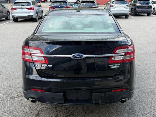 Shadow Black 2016 Ford Taurus Limited