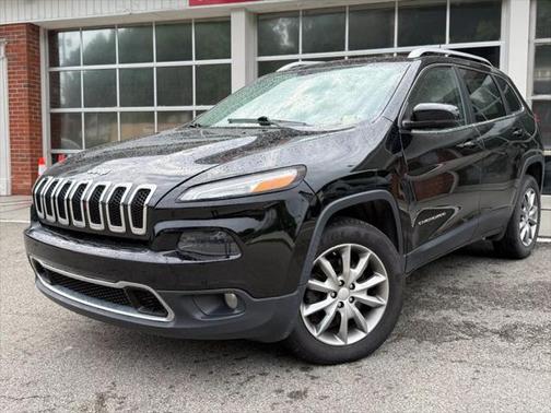 2017 Jeep Cherokee Sport