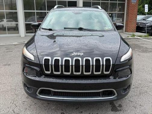 2017 Jeep Cherokee Sport