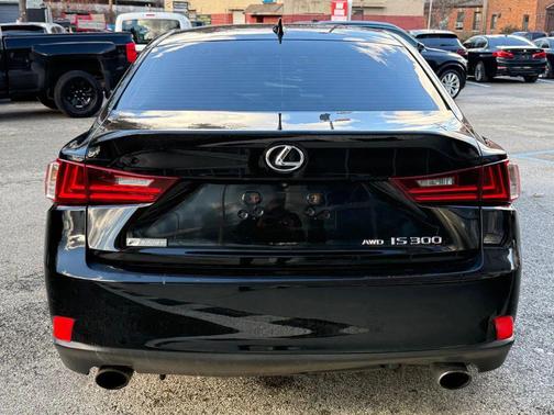 Obsidian 2016 Lexus IS 300 Base
