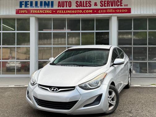 2014 Hyundai ELANTRA SE