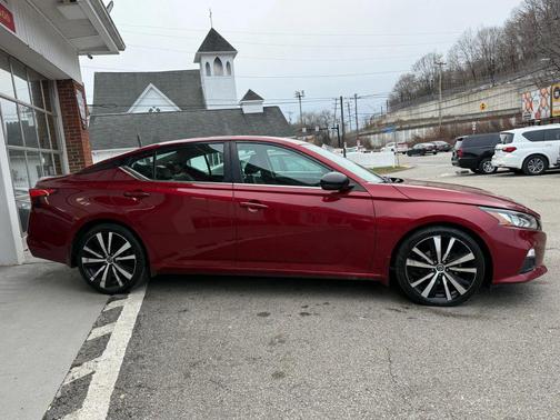 2020 Nissan Altima SR VC-Turbo FWD