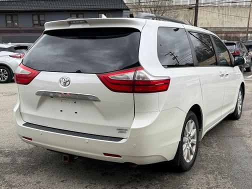 2015 Toyota Sienna Limited Premium