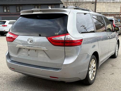 2015 Toyota Sienna Limited
