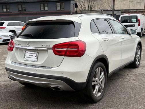 2015 Mercedes-Benz GLA-Class 4MATIC