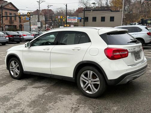 2015 Mercedes-Benz GLA-Class 4MATIC