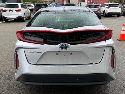 2018 Toyota Prius Prime Plus
