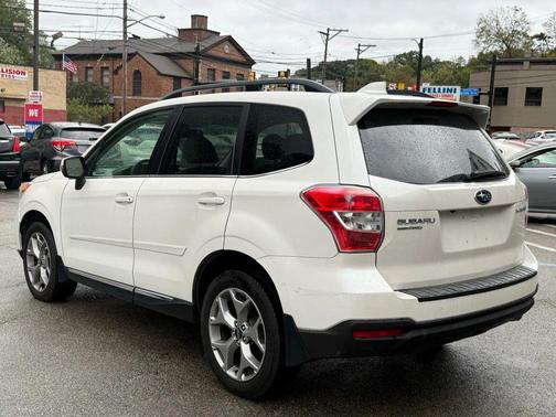 2016 Subaru Forester 2.5i Touring