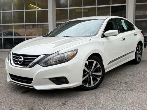 2016 Nissan Altima 2.5 SR