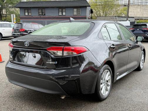 2023 Toyota Corolla Hybrid SE