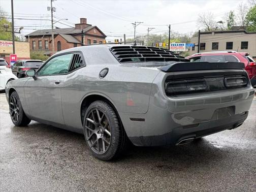 2017 Dodge Challenger SXT