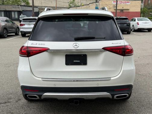 White 2020 Mercedes-Benz GLE 350 4MATIC