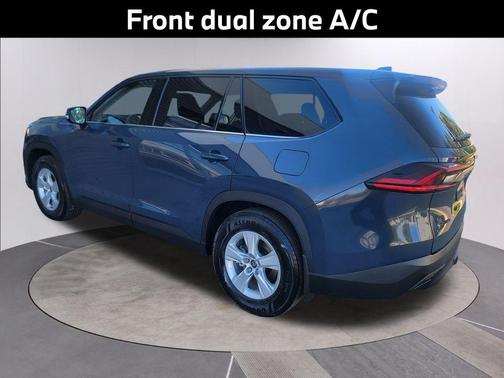 2025 Toyota Highlander Hybrid LE