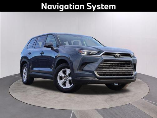 2025 Toyota Highlander Hybrid LE