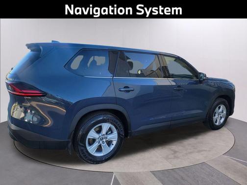 2025 Toyota Highlander Hybrid LE