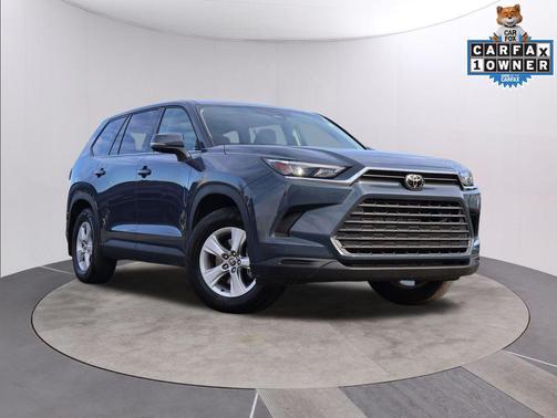 2025 Toyota Highlander Hybrid LE