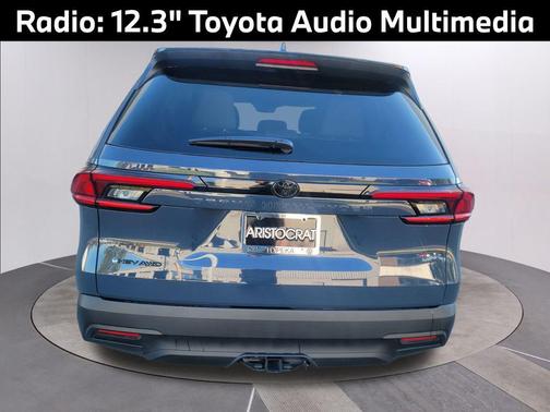 2025 Toyota Highlander Hybrid LE