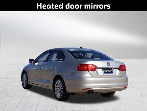 Moonrock Silver Metallic 2013 Volkswagen Jetta SEL