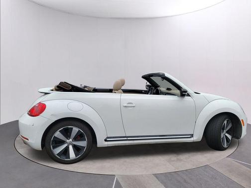2013 Volkswagen Beetle 2.0T