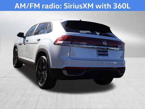 2026 Volkswagen Atlas Cross Sport 2.0T SE w/Technology 4MOTION