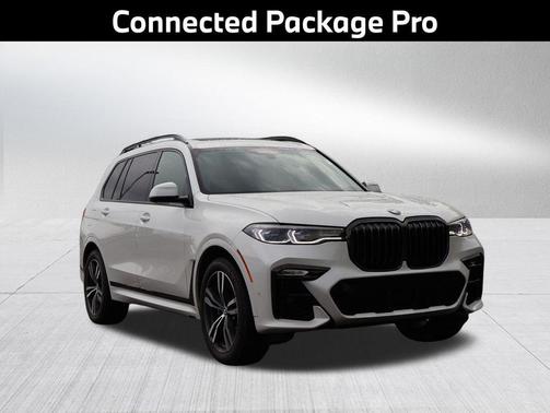 Mineral White Metallic 2021 BMW X7 M50i
