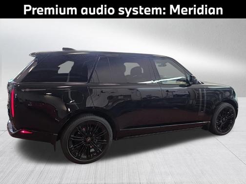 Santorini Black Metallic 2023 Land Rover Range Rover P530 SE